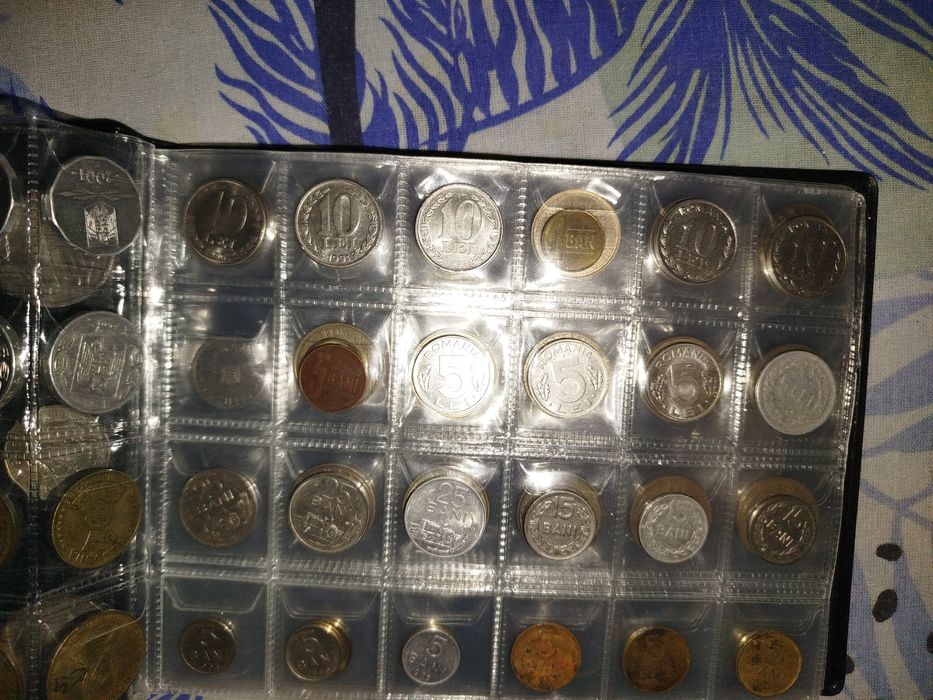 Vând colectia de monede clasor monede romanesti