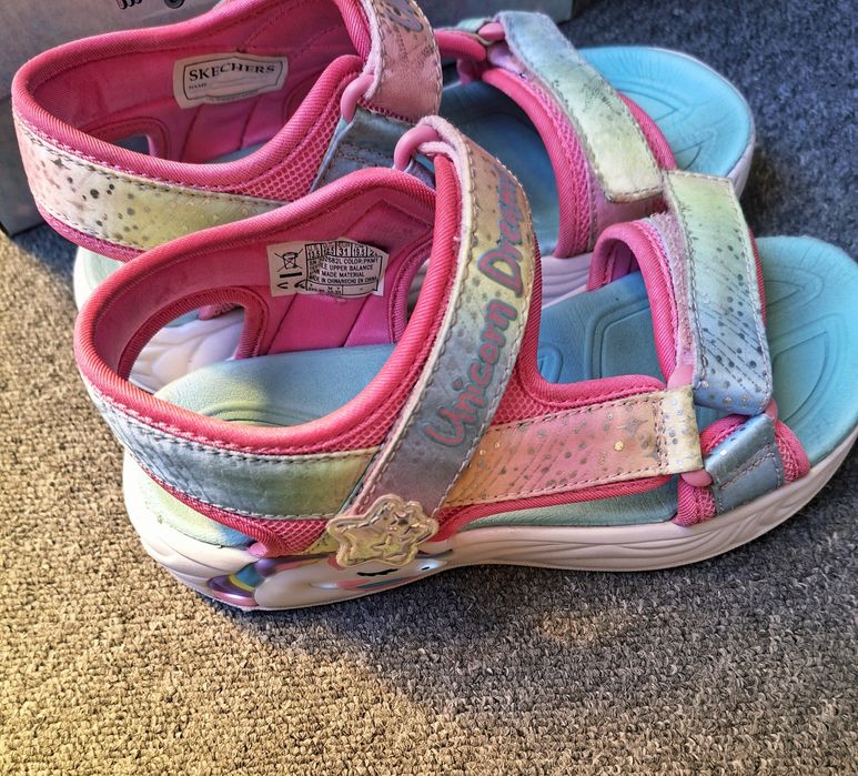 Sandale skechers marimea 31