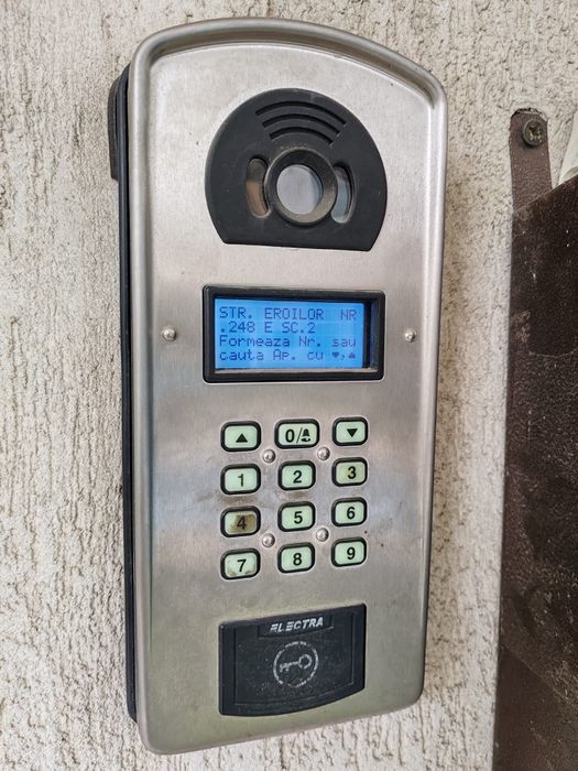 Montaj interfoane, reparatii interfon, service cartela tag interfon