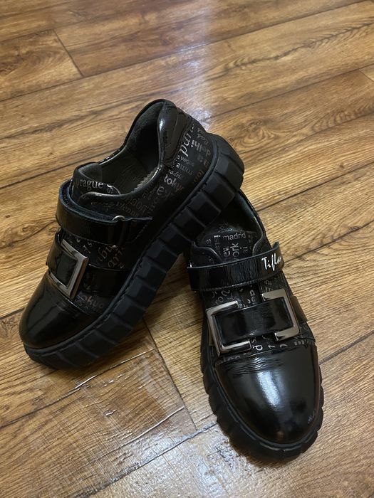 Продам лоферы в отличном состоянии