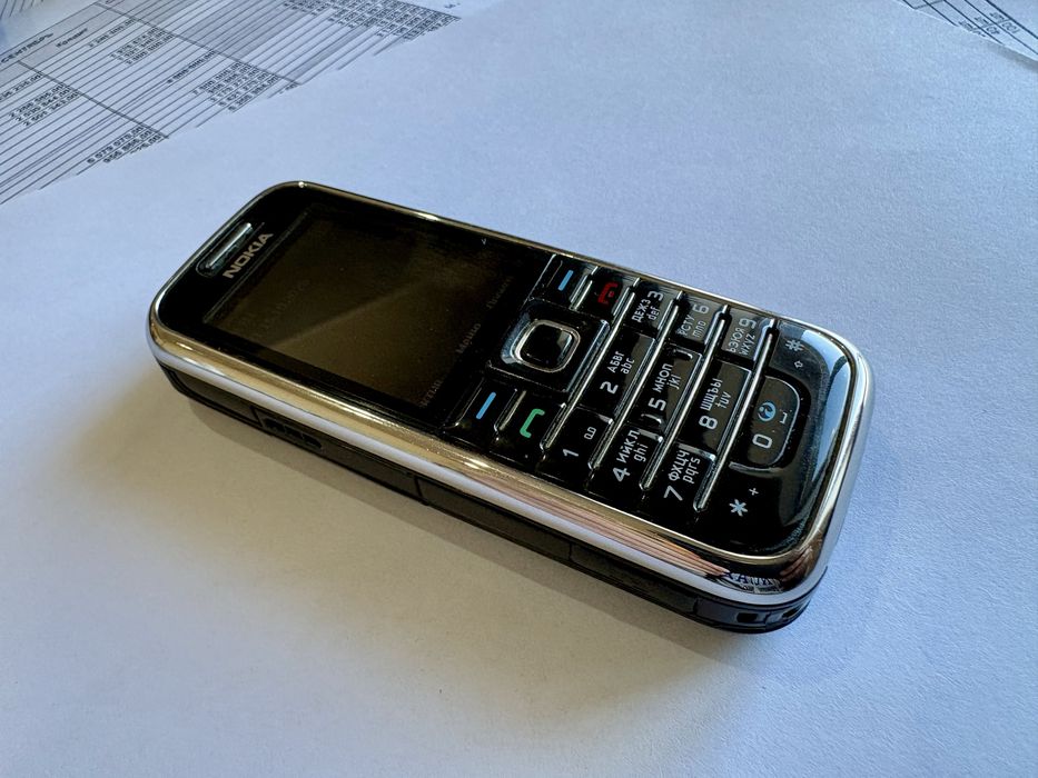 Легендарный Nokia 6233