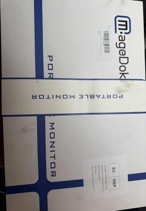 Monitor Portabil 16” 4K OLED Touch – Magedok PI-X9, stare excelentă