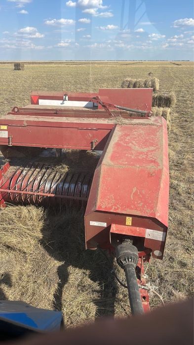 Пресс подборщик.