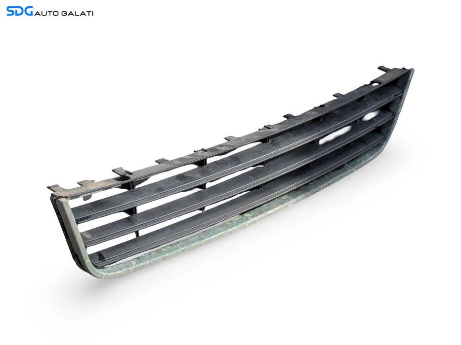 Grila Centrala Inferioara de pe Bara Spoiler Fata Volkswagen Passat B6 2005 - 2010 [LC3825]