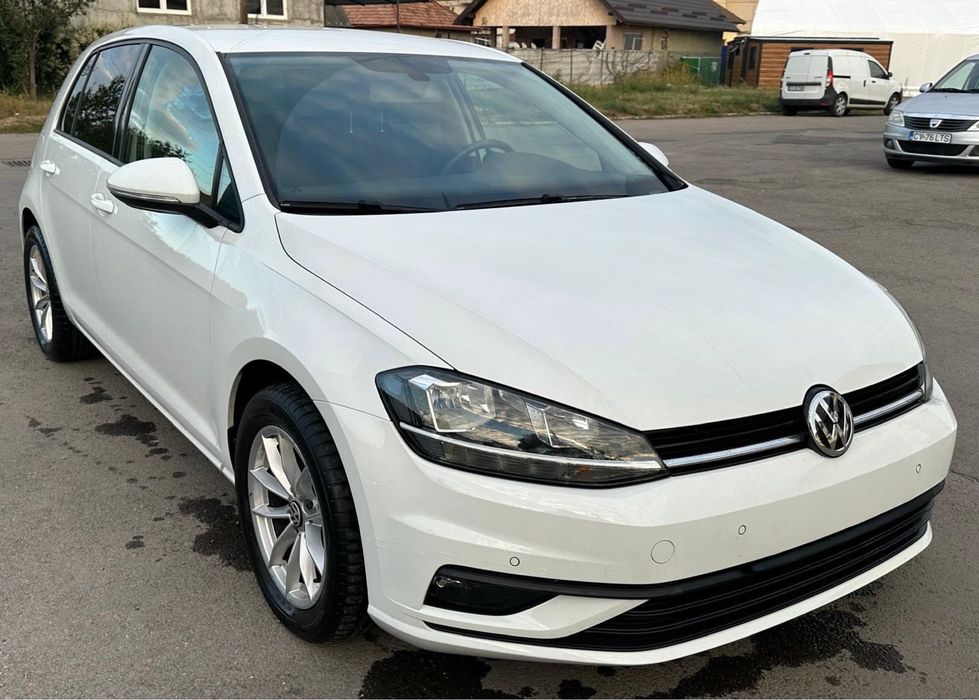 VOLKSWAGEN Golf 2020 — imagine 2