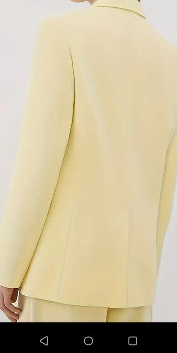 Продам костюм брючный