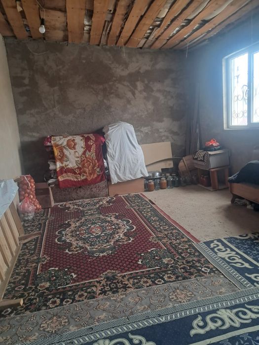 Шұбарсу ауылында үй сатылады.