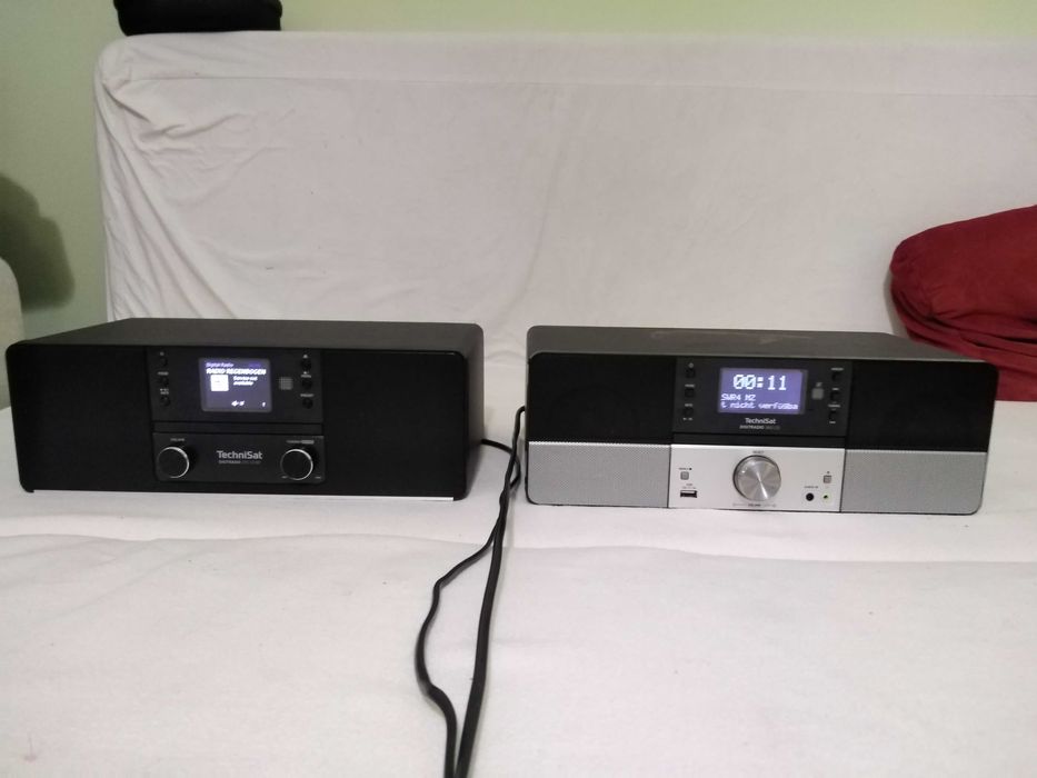 Sisteme audio Technisat DigitRadio 360 CD si 370 CD BT