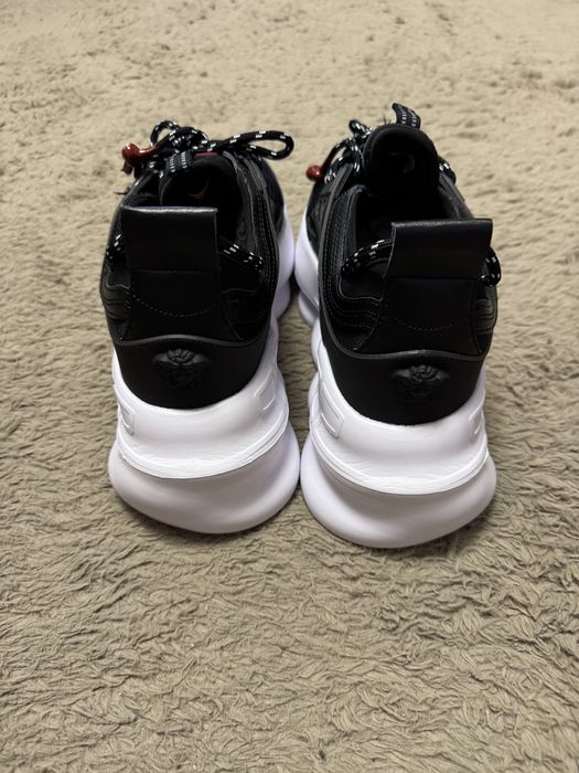 Versace Chain Reaction