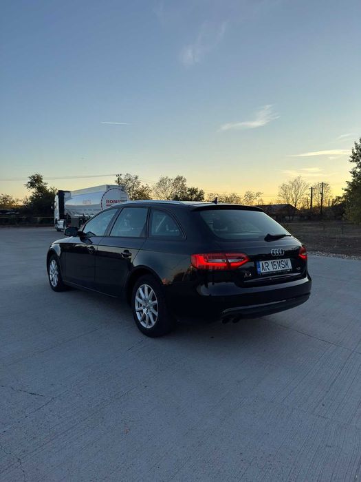 AUDI A4 Avant 2012 — imagine 2