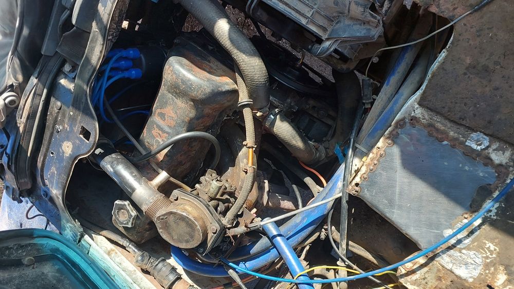 Продам бусик мазда бонга