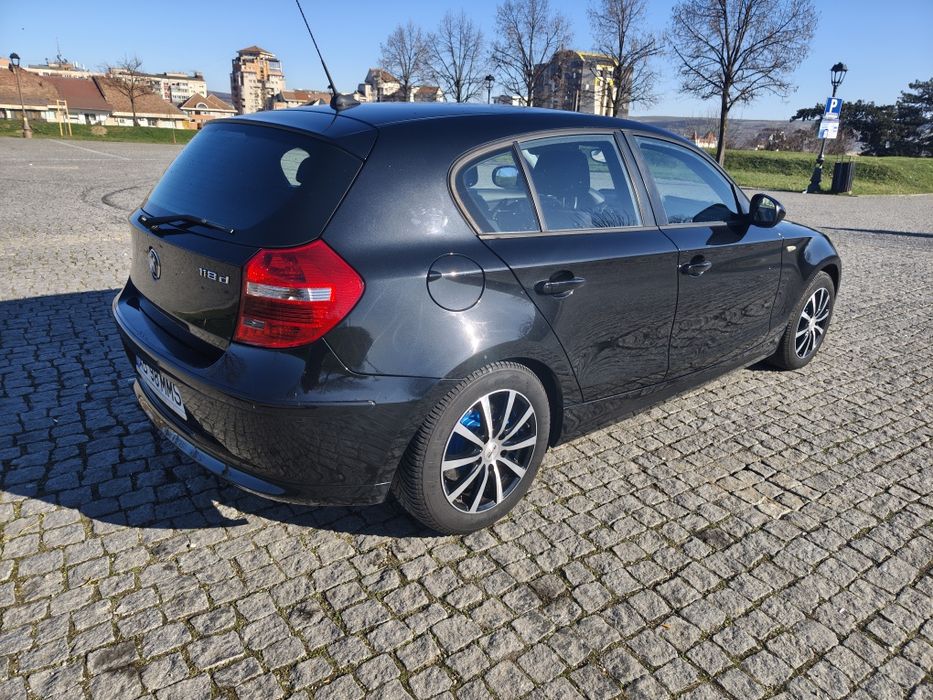 BMW 118d 143cp 2010 euro5
Dotări 
Xenon
Oglinzi electrice 
4geamuri el