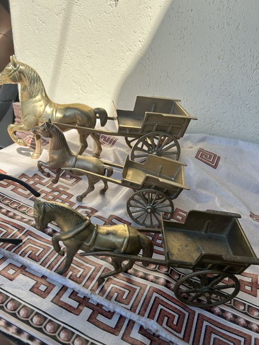 Caluti din bronz