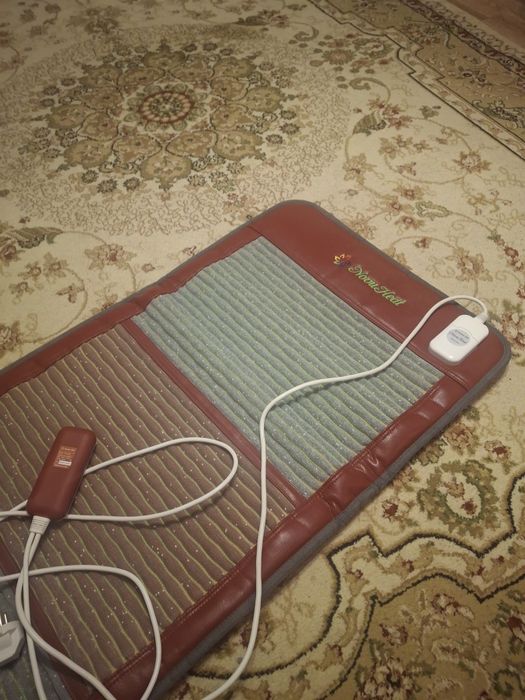 Продам ковёр новухит