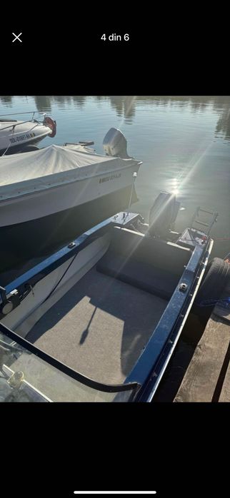 Barcă șalupă recondiționată recent