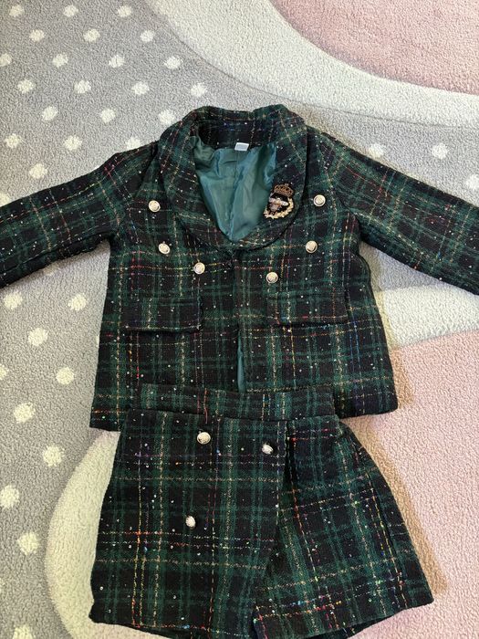 Празнична рокля и комплект за момиче 140см