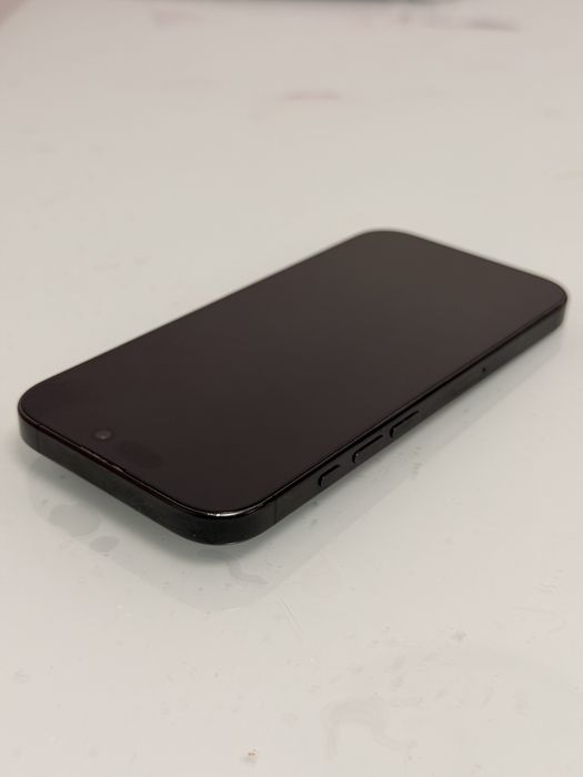 Iphone / 16 Pro / 255 GB /  Liber de retea