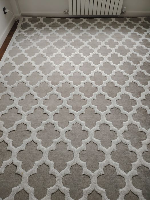 Продам ковёр в отличном состоянии