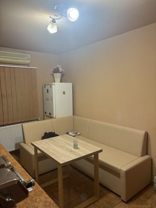 Vand apartament doua camere semidecomandat