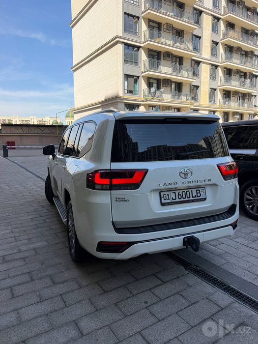 Toyota land cruiser300