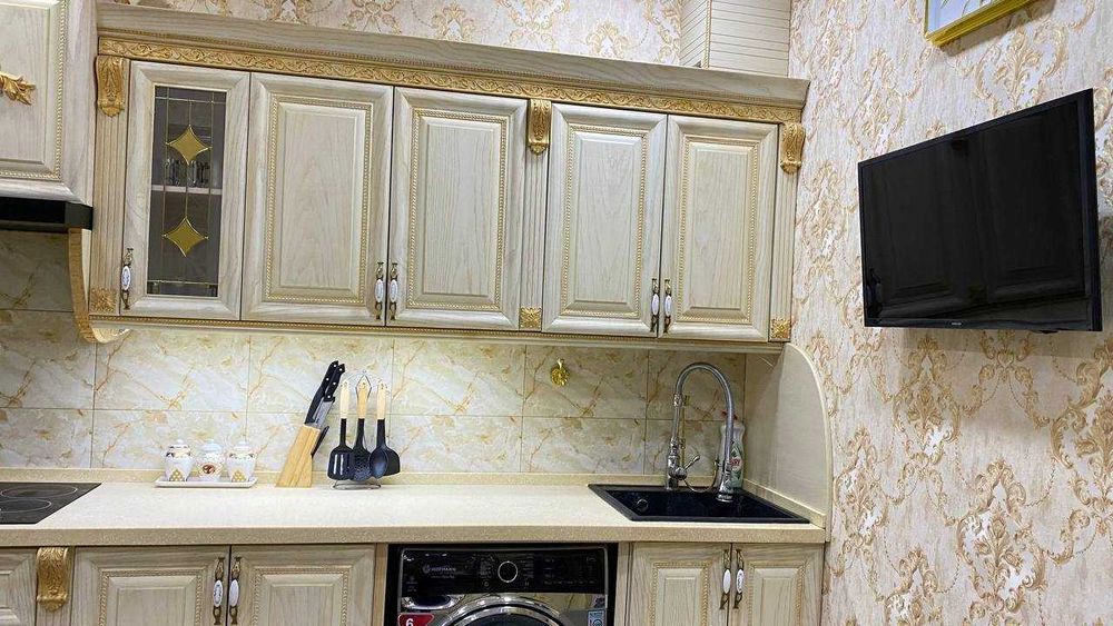 Сдаётся  Квартира на Мегаполис