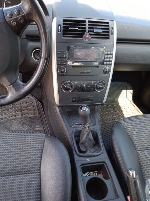 Мерцедес А170 W169 1.7 бензин. Само на части