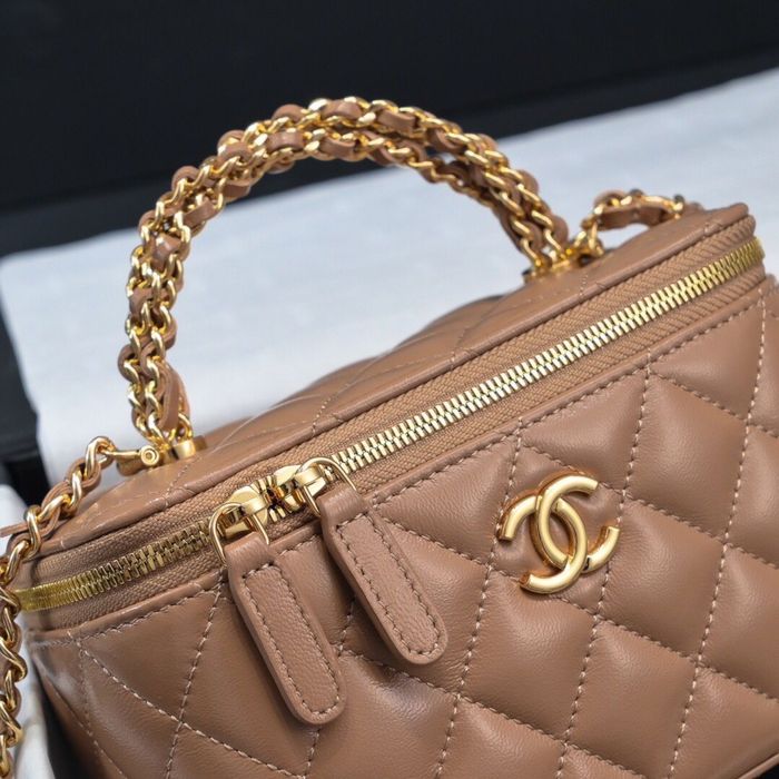 Chanel естествена кожа