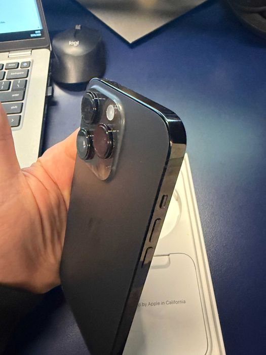 iPhone 14 Pro – 256 GB, черен (Space Black), идеално състояние