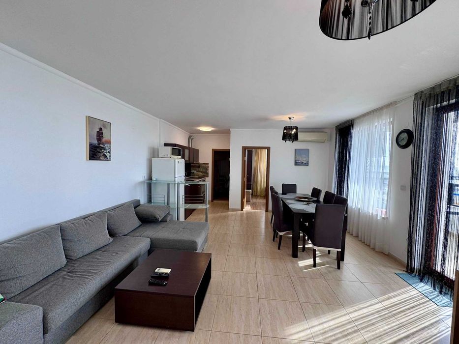 Продава се Четиристаен апартамент в Свети Влас - 130 кв.м за 1169 €/кв.м - Снимка #1