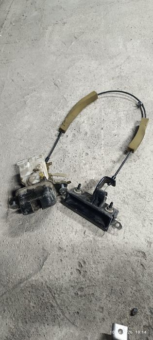 Крышка багажника на Outback BL/BP и всё что с ним связано