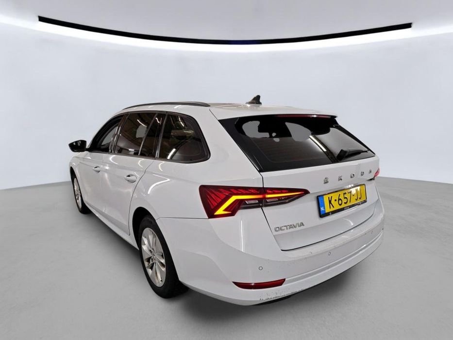Škoda Octavia Combi 1.0 TSI 110 CP 2021 | LED | Virtual Cockpit | Navi Mare | CarPlay | Istoric Reprezentanță
