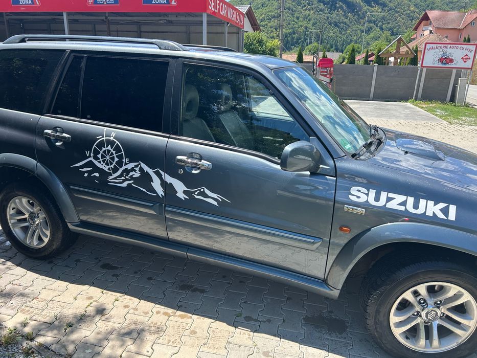 Suzuki Grand Vitara XL7