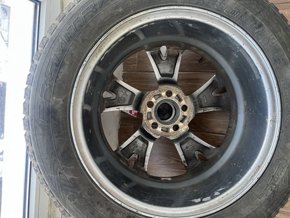 Продам комплект колес