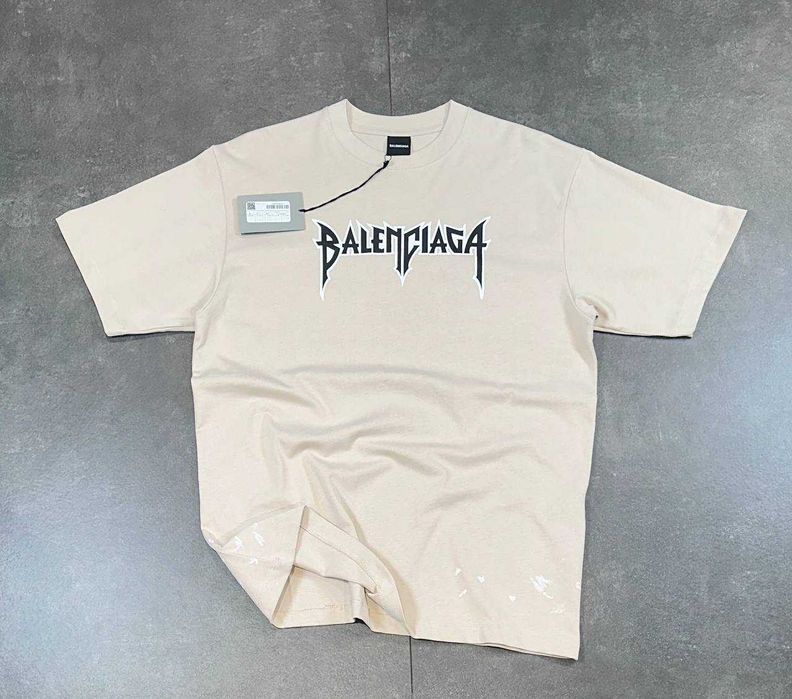 Нови мъжки тениски на BALENCIAGA в черно, бяло и бежаво