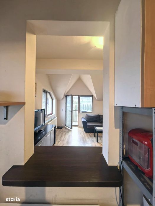 Vand apartament 2 camere Andrei Muresanu