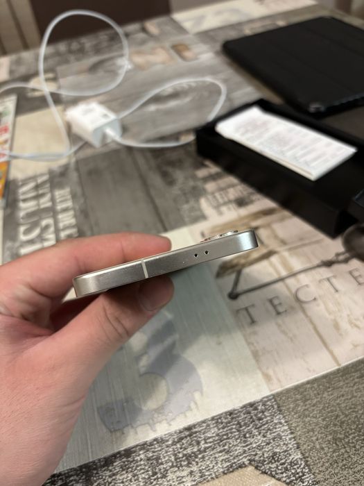 Samsung Galaxy S24 plus