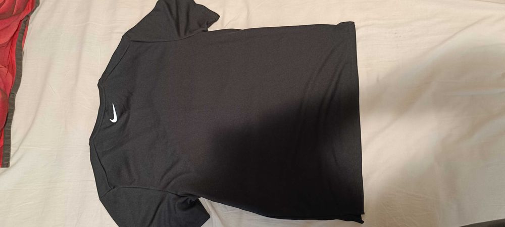 Nike men's dry-fit Tshirt