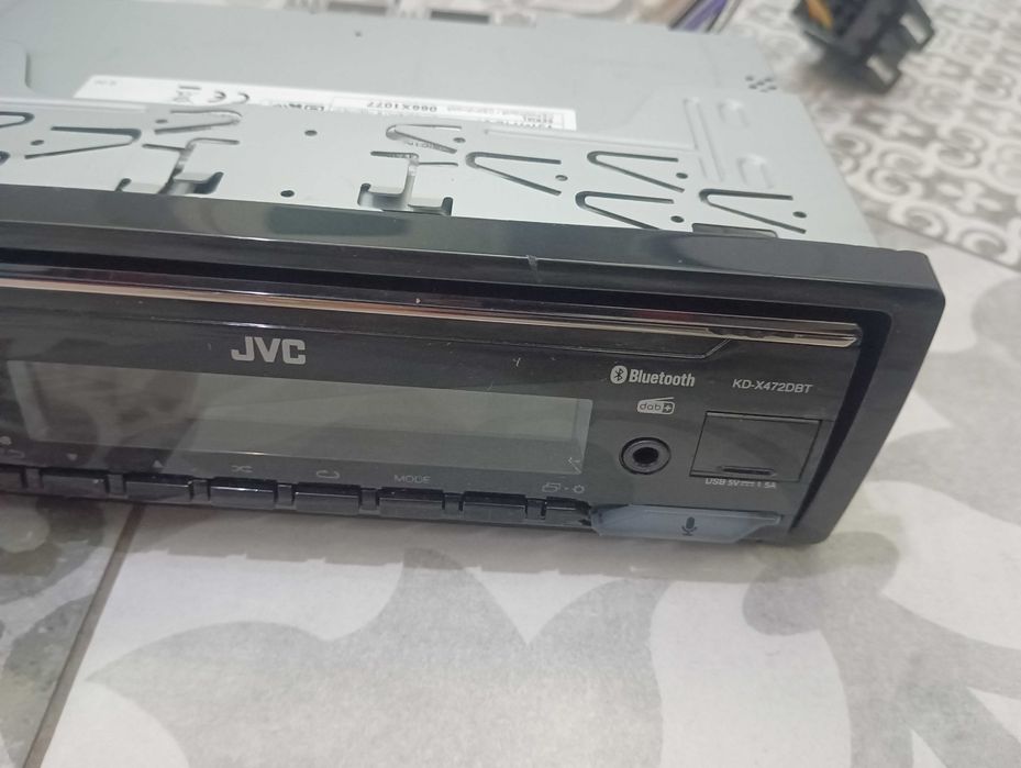 CD Плеър за кола JVC KD-X472dbt USB, Bluetooth