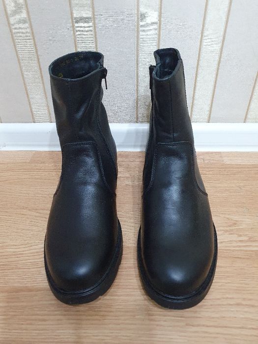 Зимние сапоги, новые, рр 41