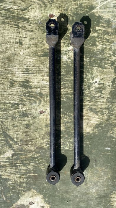 Продам рычак передний