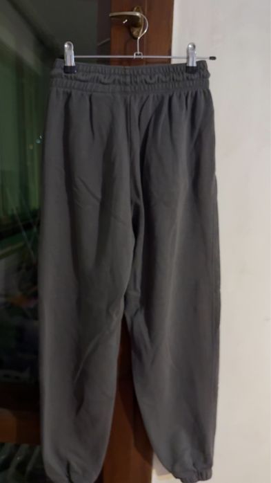 H&M сив анцуг, ХС