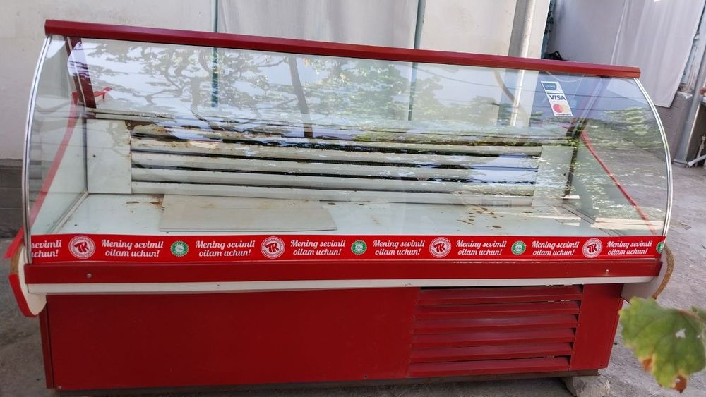 Витринный холодильник