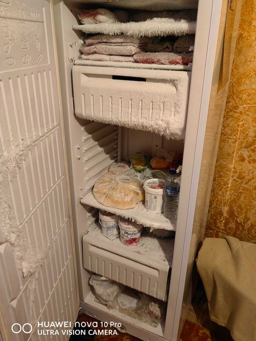 Продам морозильник