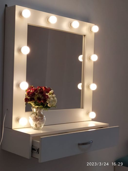 Зеркала с освещением