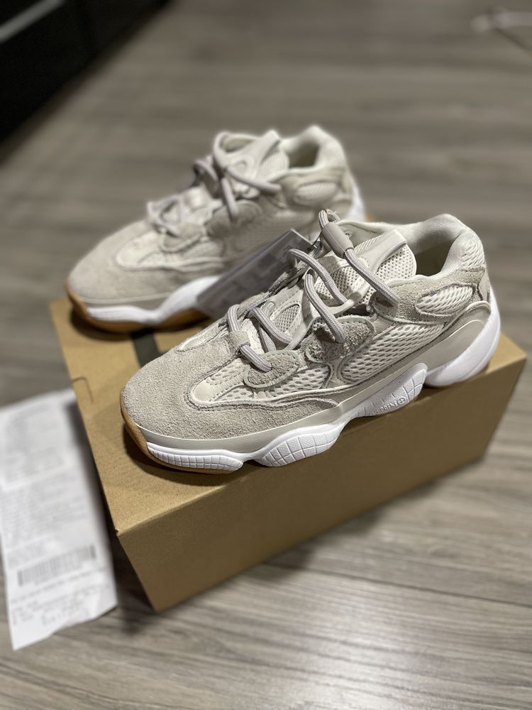 Adidas yeezy 500 37 1 3 originali noi cu eticheta si bon Brasov OLX.ro