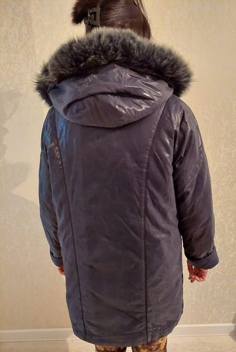 Продам куртку женская