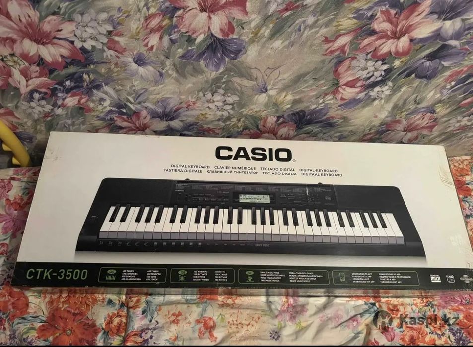 Продам синтезатор Casio