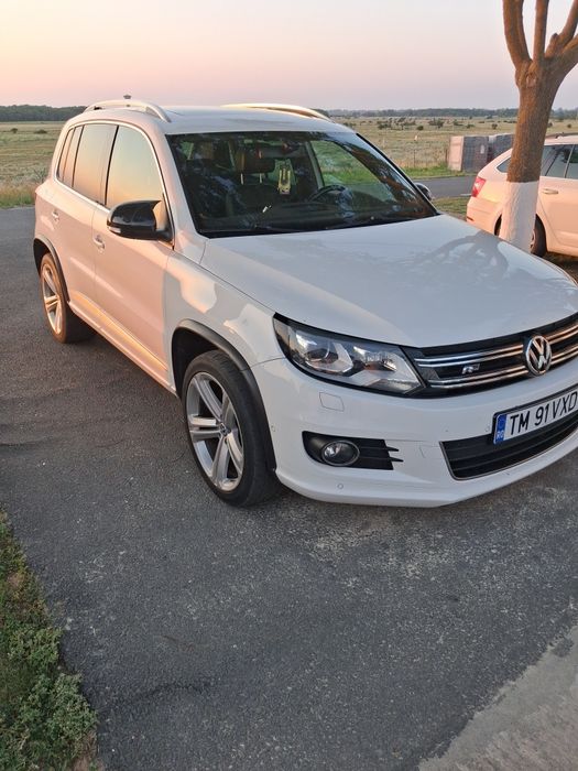 VOLKSWAGEN Tiguan 2012