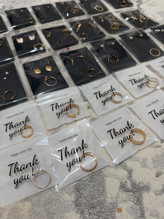 Бижутерия по 500 тг