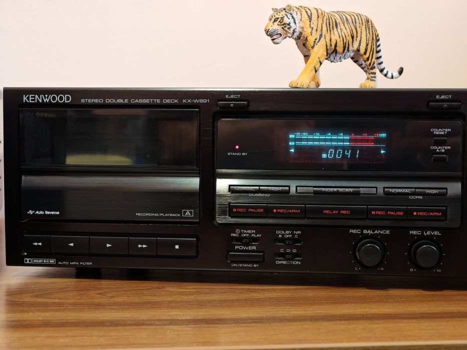 Kenwood KX-W891. Înregistrare/Autoreverse pe ambele părți. Preț fix !